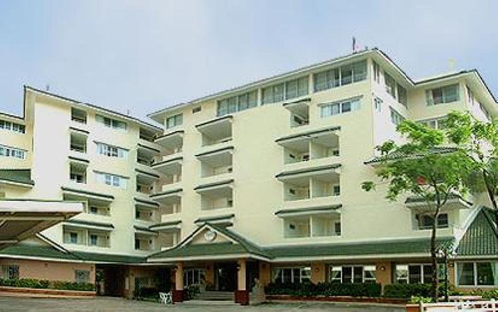 Hotel Sa-Nguan Malee Mansion Chiang Mai Exterior foto