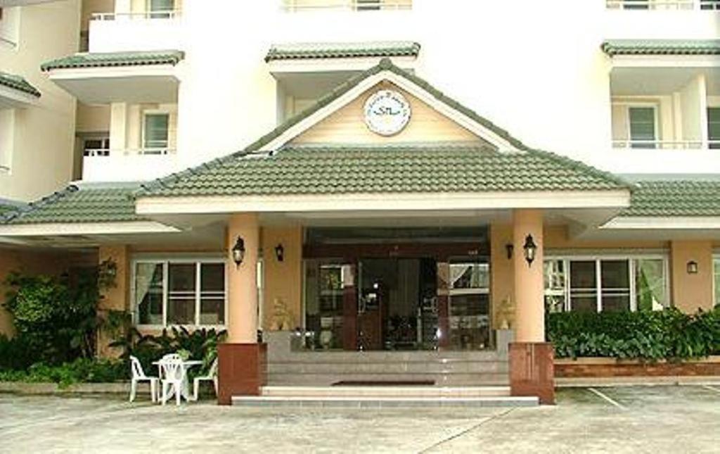 Hotel Sa-Nguan Malee Mansion Chiang Mai Exterior foto